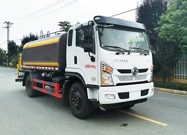 程力威牌CLW5161TDY6CD型多功能抑塵車(chē)